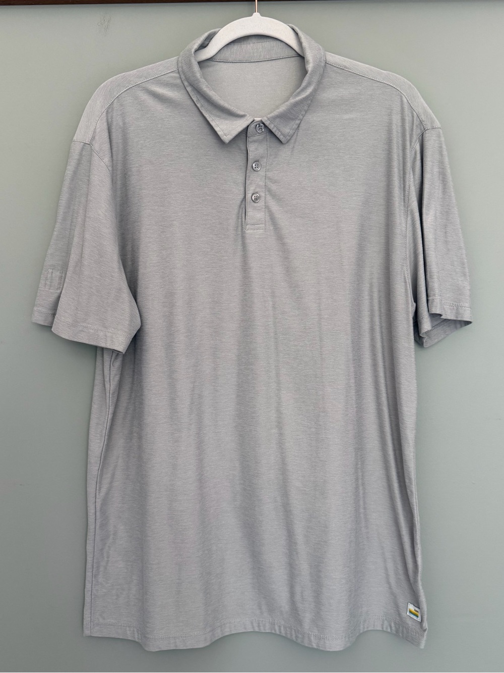 Vuori "Strato" Tech Platinum Heather Gray Collared Short Sleeve Polo Shirt